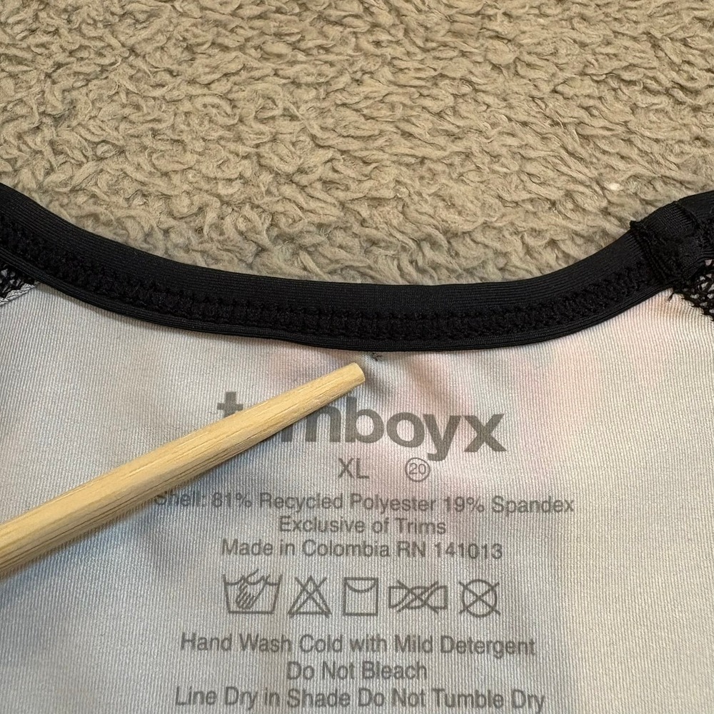 TomboyX Performance Tank L/XL Tropical Floral Athletic Muscle Top Gender Neutral - Picture 8 of 10